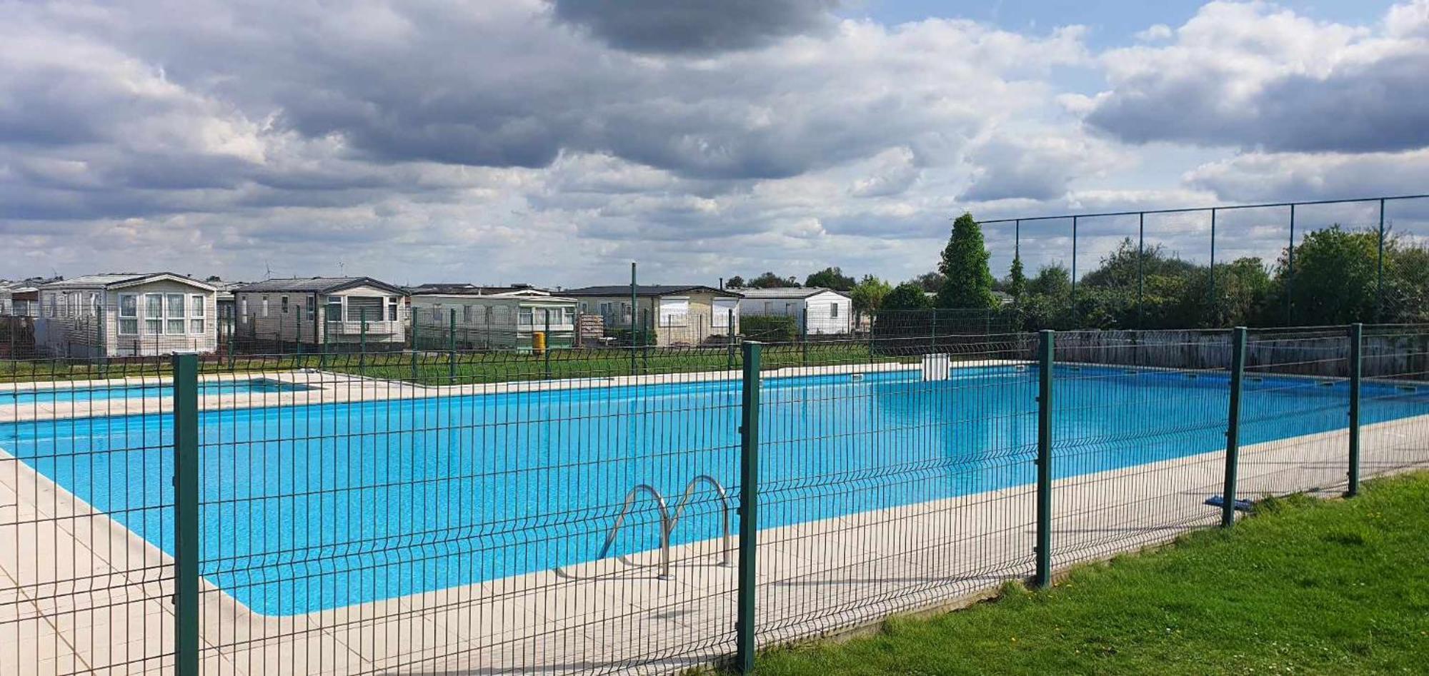 Mobile Home Au Camping New Vennepark Harendijk Zewnętrze zdjęcie